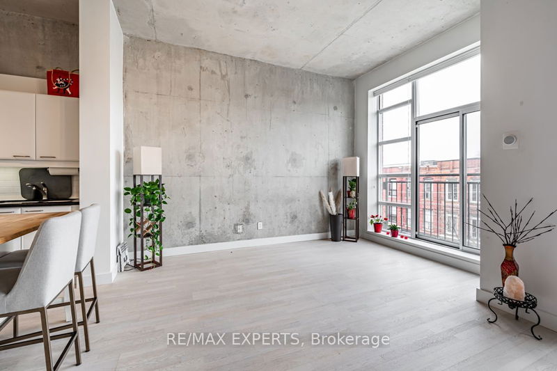  411 - 955 Queen St  Toronto, M6J 1G9 | Image 12