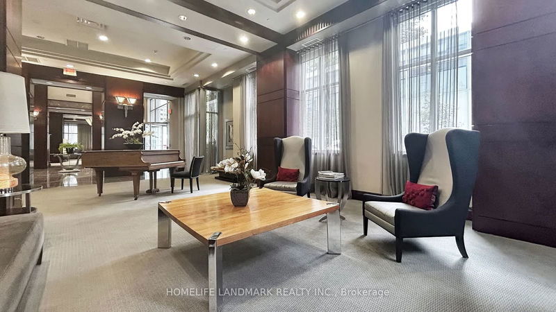 home for sale on 2401-35 Balmuto Street