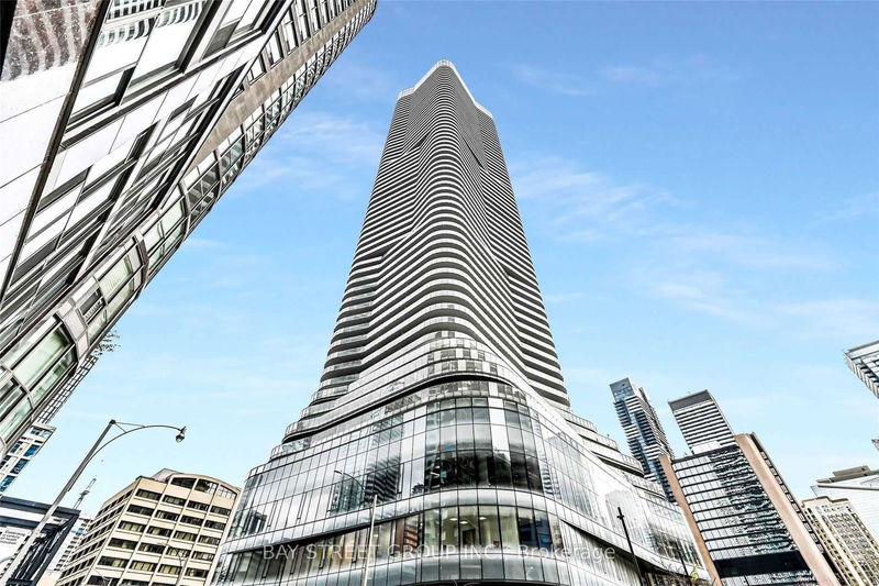 home for lease on 3308-11 Wellesley St W Avenue