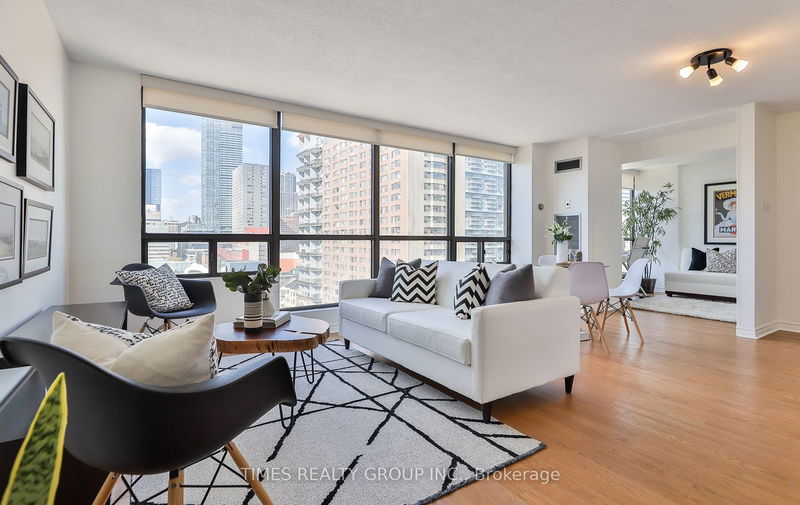 home for sale on 1201-117 Gerrard Street E