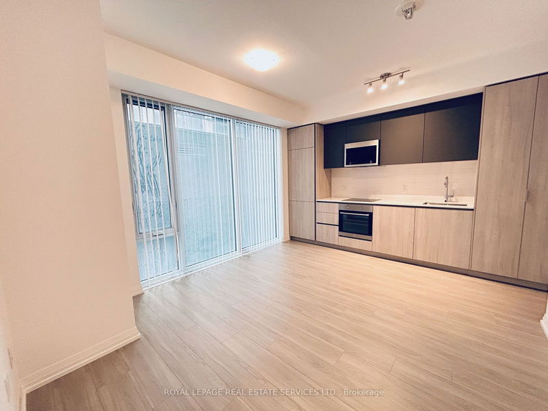 home for lease on 502-8 Widmer Street
