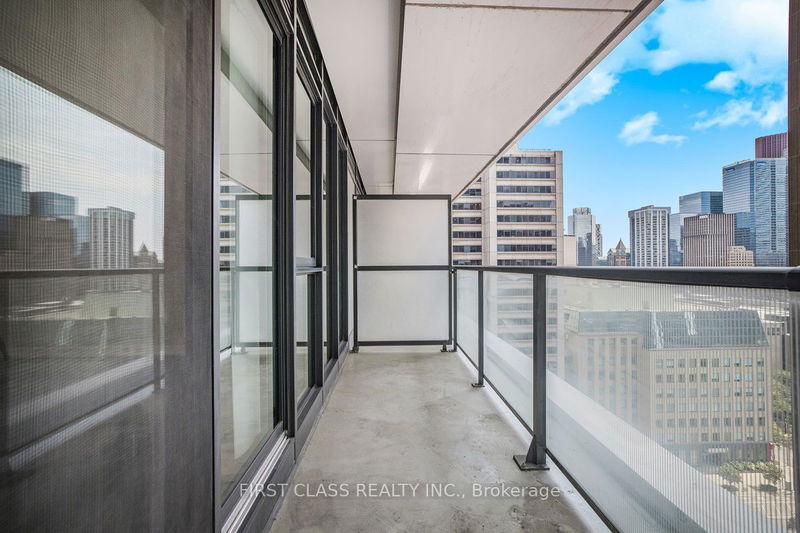  1705 - 426 University Ave  Toronto, M5G 1S9 | Image 27