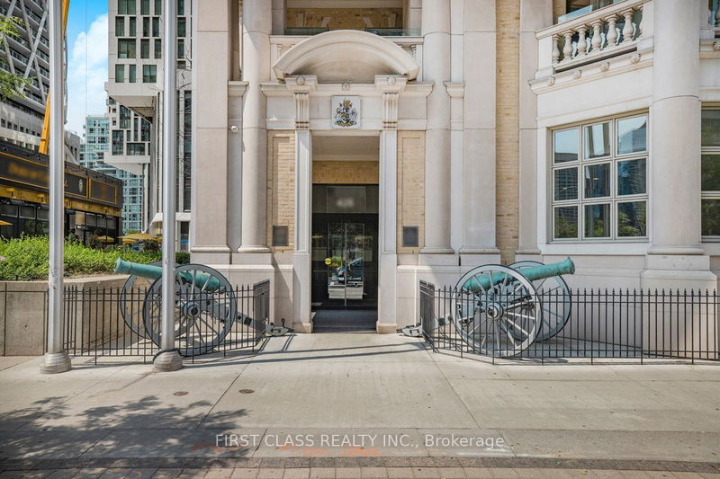  1705 - 426 University Ave  Toronto, M5G 1S9 | Image 3