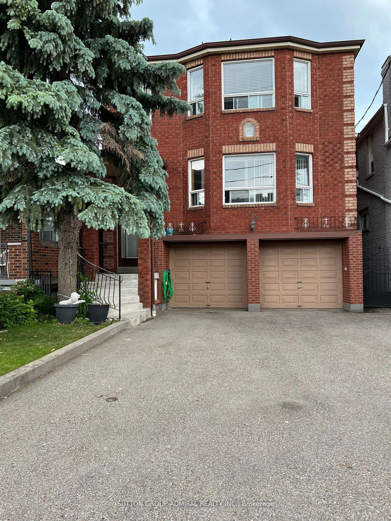 159 Earlsdale Ave  Toronto, M6E 1L3 | Image 1