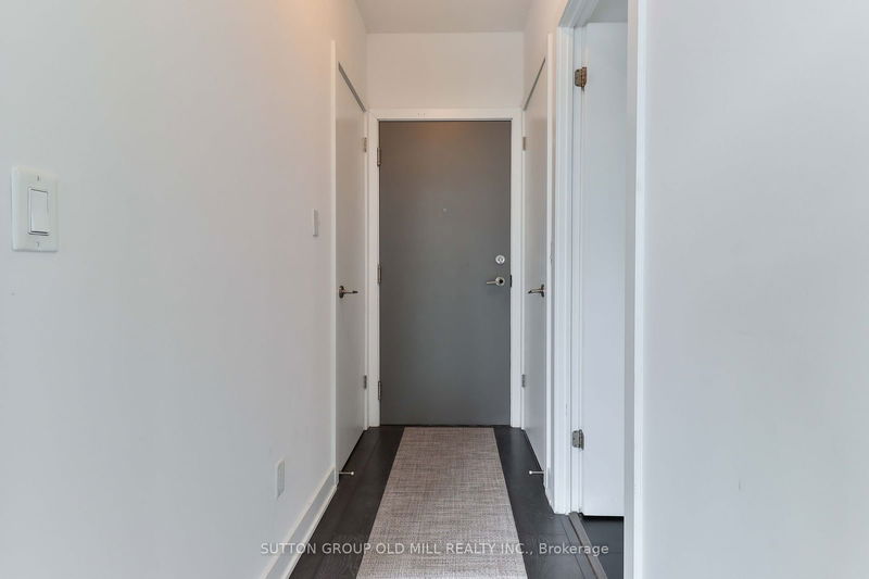  517 - 169 Fort York Blvd  Toronto, M5V 0C8 | Image 3