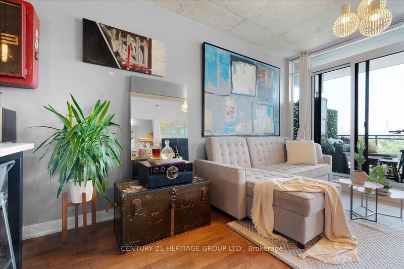 home for sale on 608-20 GLADSTONE Avenue