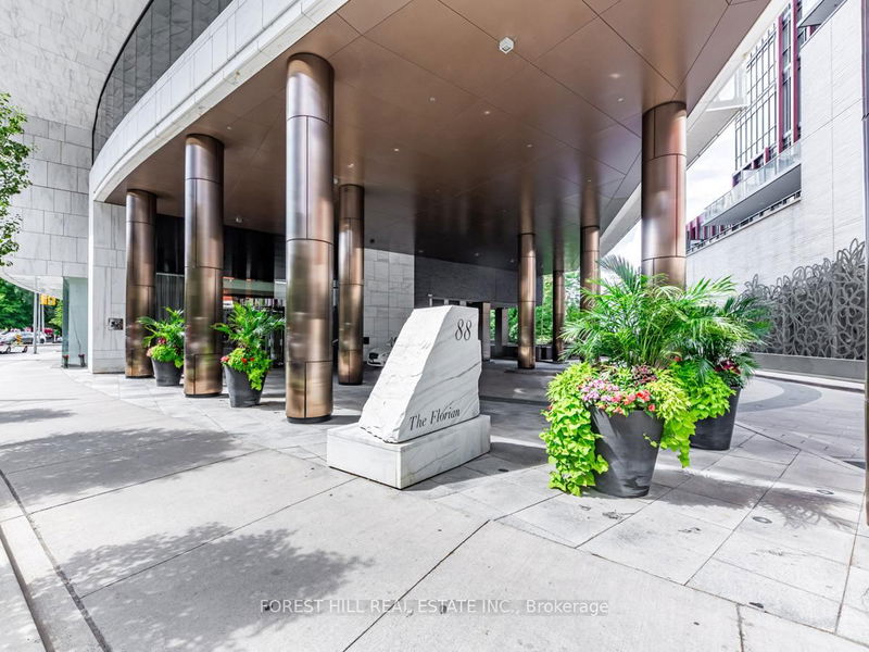  2101 - 88 Davenport Ave  Toronto, M5R 0A5 | Image 2