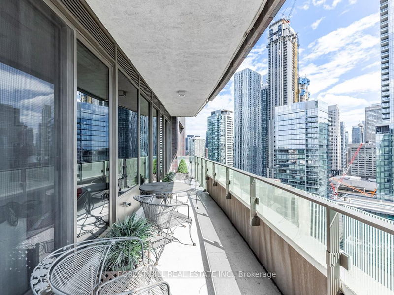  2101 - 88 Davenport Ave  Toronto, M5R 0A5 | Image 39