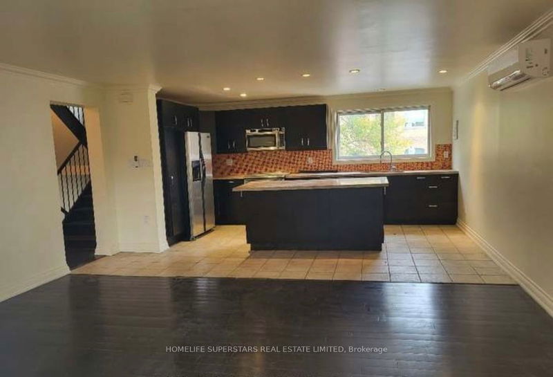 Unit 202 — 829 Richmond St, Toronto - Niagara image-0-0