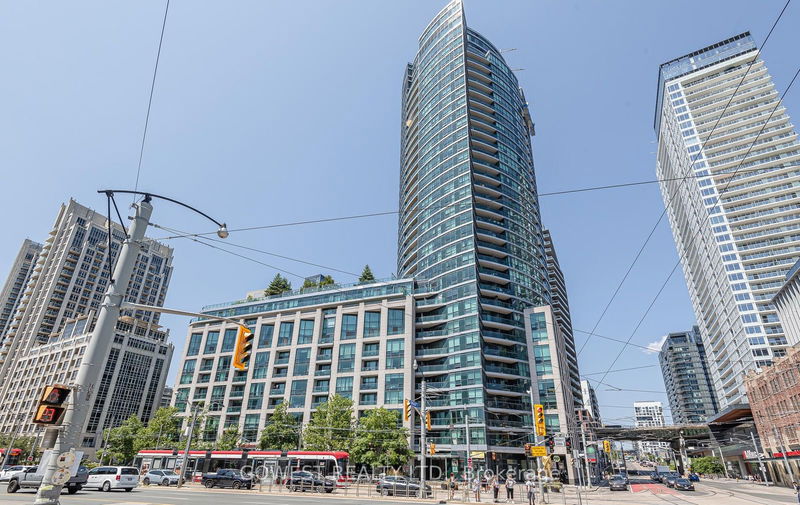 home for sale on 1310-600 Fleet Street