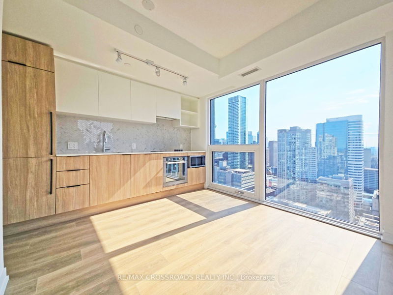 home for lease on 4012-82 Dalhousie Street