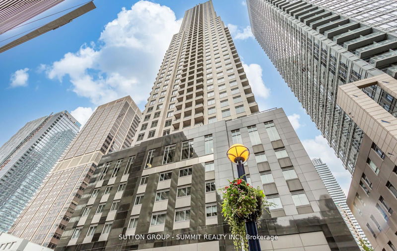 home for lease on 1402-35 Balmuto Street