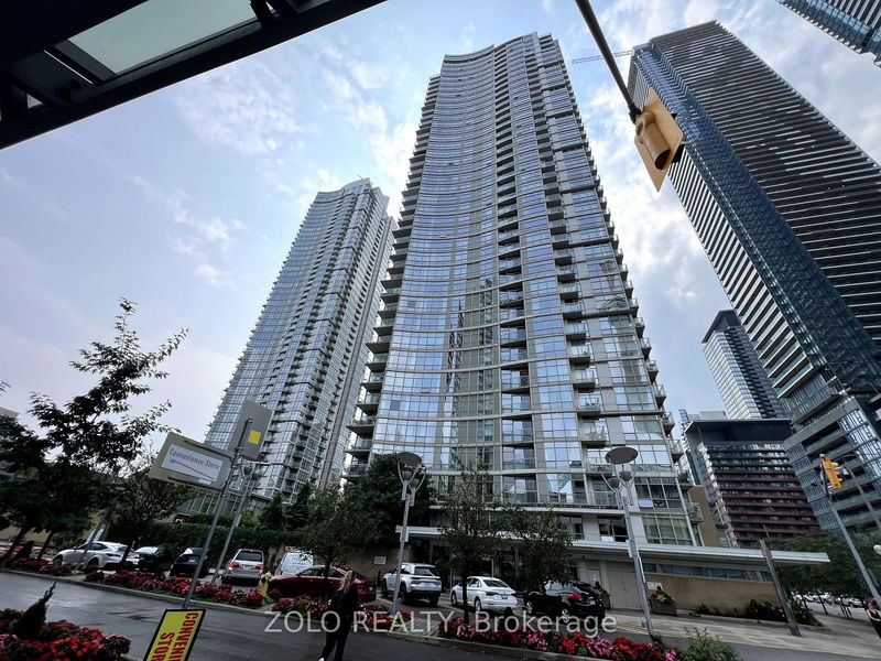 home for lease on 1905-10 Navy Wharf Court