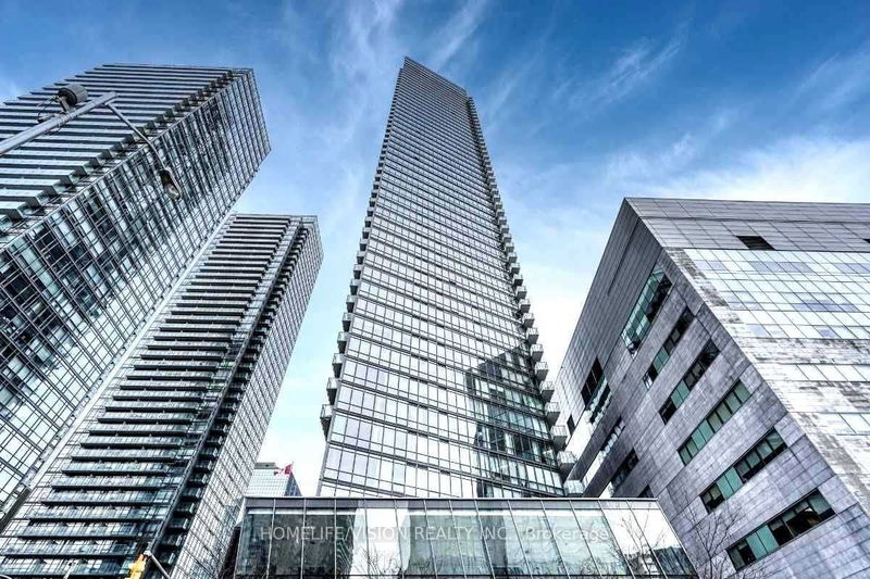 home for lease on 2107-832 Bay Street