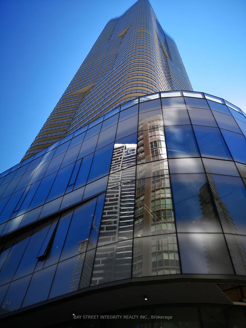 home for lease on 1308-11 Wellesley Street W