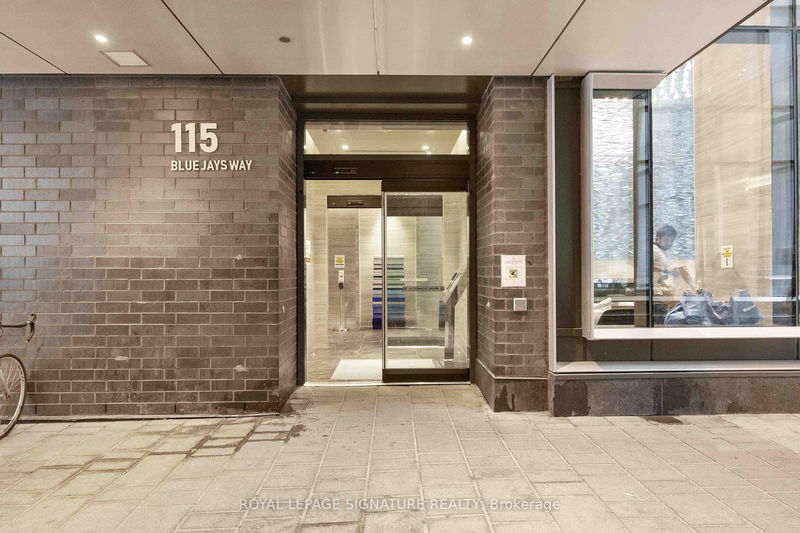 home for lease on 2212-115 Blue Jays Way