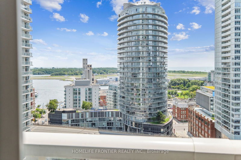  1903 - 85 Queens Wharf Rd  Toronto, M5V 0J9 | Image 32