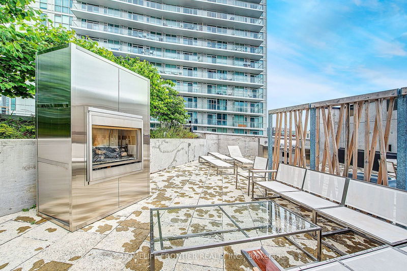  1903 - 85 Queens Wharf Rd  Toronto, M5V 0J9 | Image 38