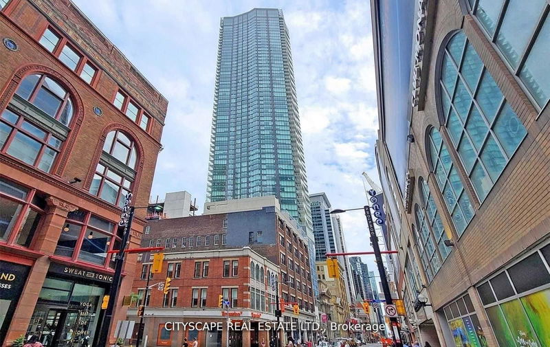 home for lease on 1512-197 Yonge Street