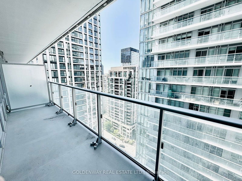  2115 - 195 Redpath Ave  Toronto, M4P 0E4 | Image 12