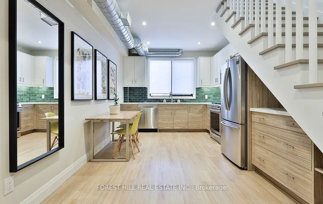 1 - 994 Dundas Street