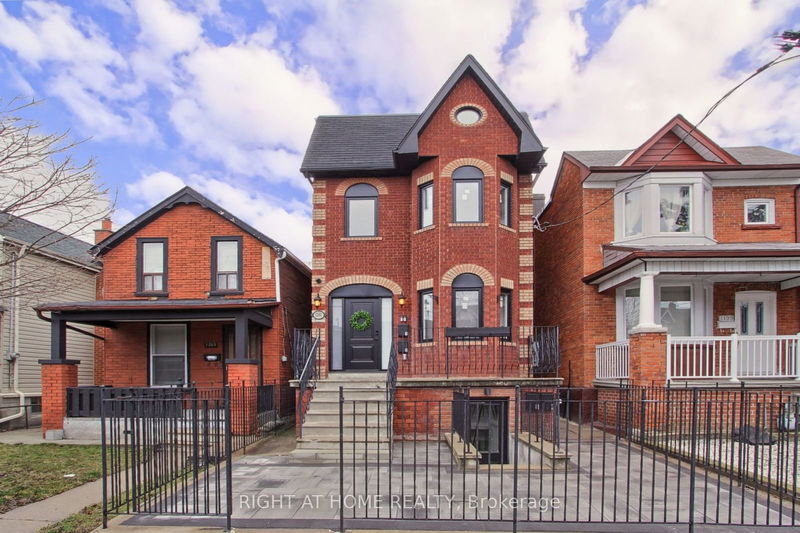 home for lease on Unit 3-1201 Dovercourt Road