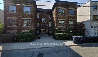 home for lease on 16-922 Bathurst Street