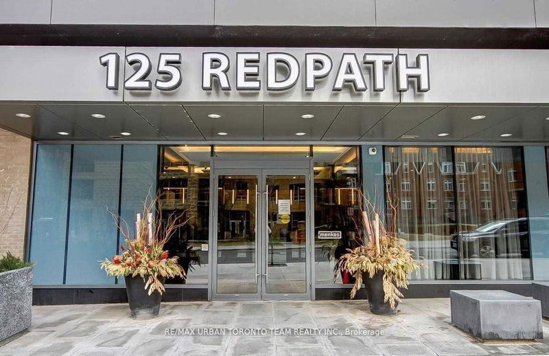 home for lease on 1203-125 Redpath Avenue