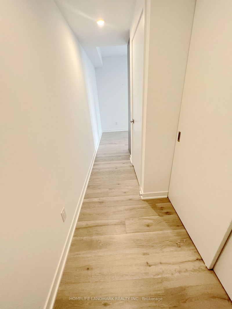 home for lease on 1804-55 Ontario Street