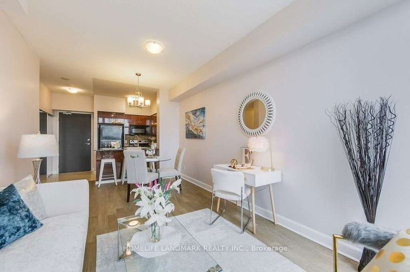  310 - 5793 Yonge St  Toronto, M3M 0A9 | Image 2