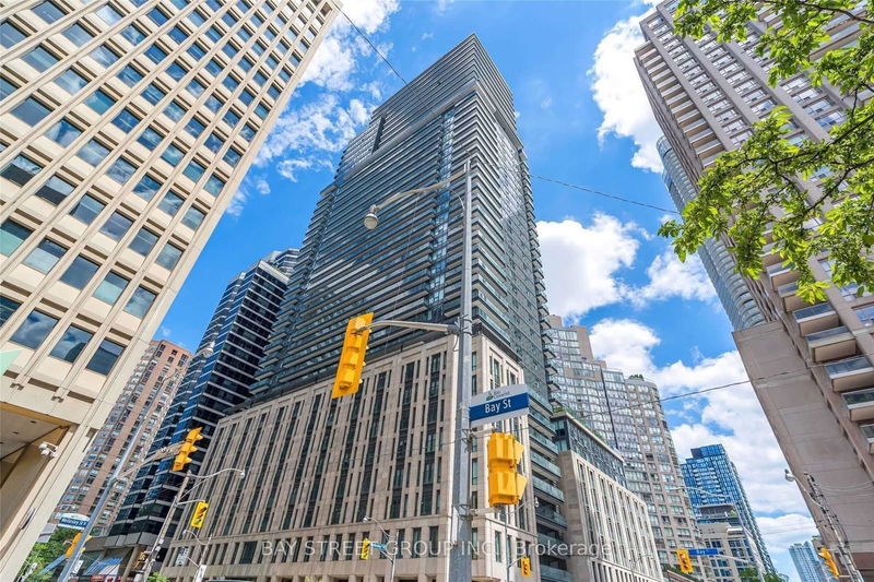 home for lease on 2101-955 Bay Street