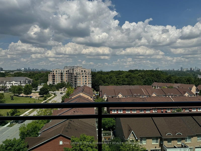 home for lease on 827-120 Dallimore Circle