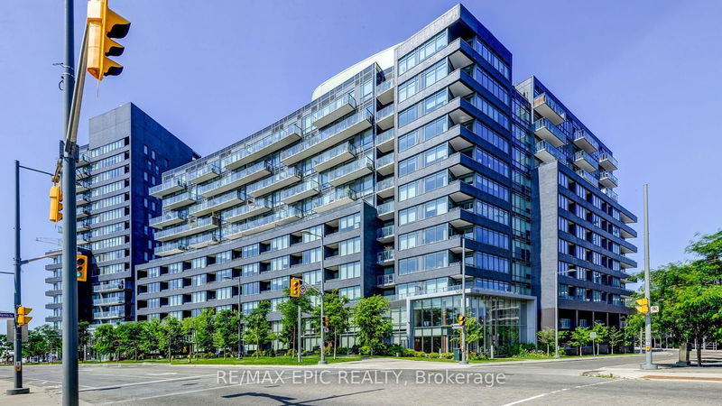 home for lease on N511-120 Bayview Avenue