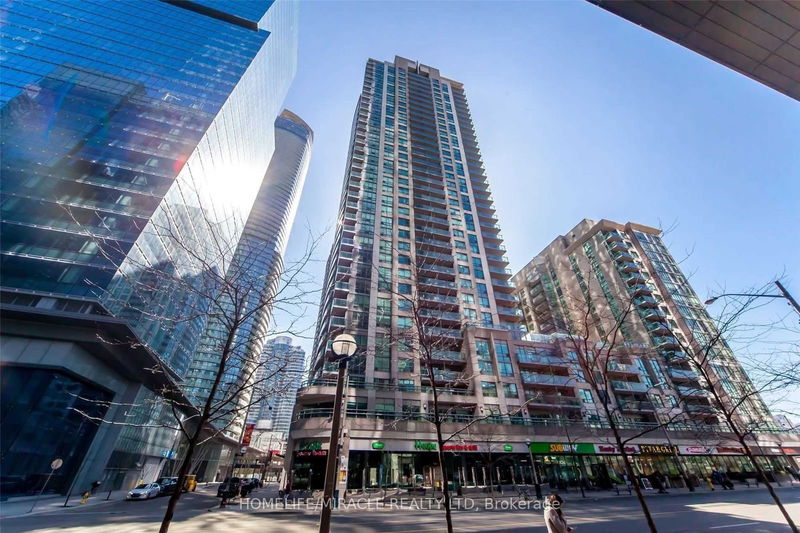 home for lease on 312-30 Grand Trunk Crescent