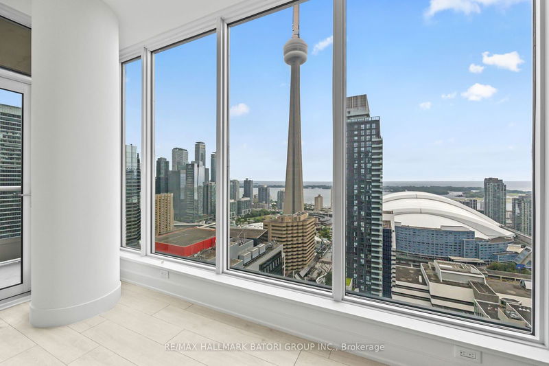 home for lease on 3208-15 Mercer Street