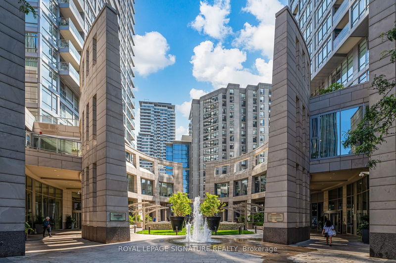 home for lease on 3107-2191 Yonge Street