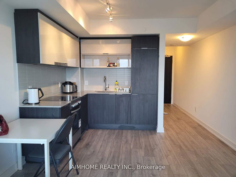 home for lease on 1805-159 WELLESLEY Street E