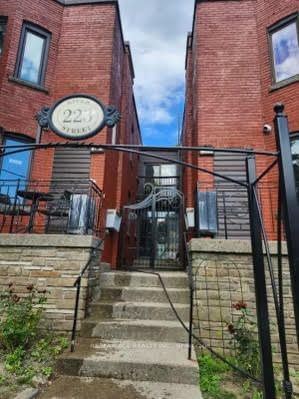 home for lease on 4-223 River Street