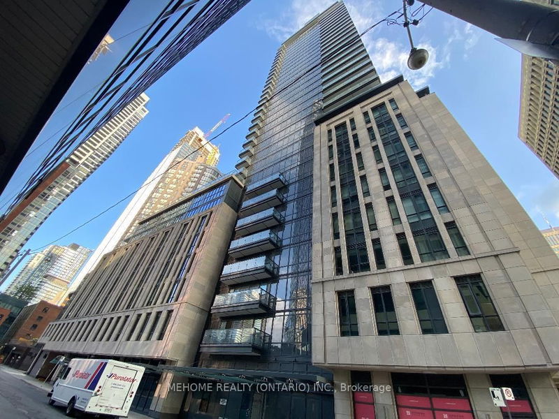 home for sale on 419-955 Bay Street