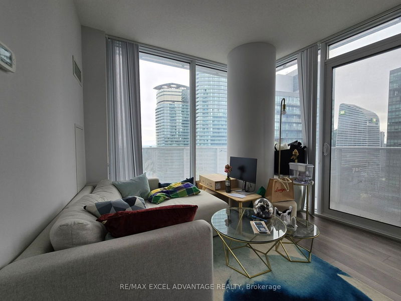 home for lease on 4802-100 Harbour Street