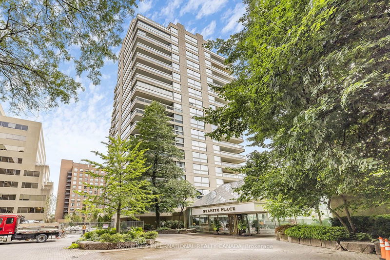home for sale on 409-61 St Clair Avenue W
