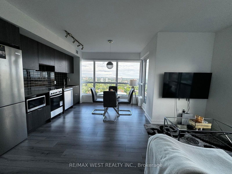 home for lease on 2411-395 Bloor Street