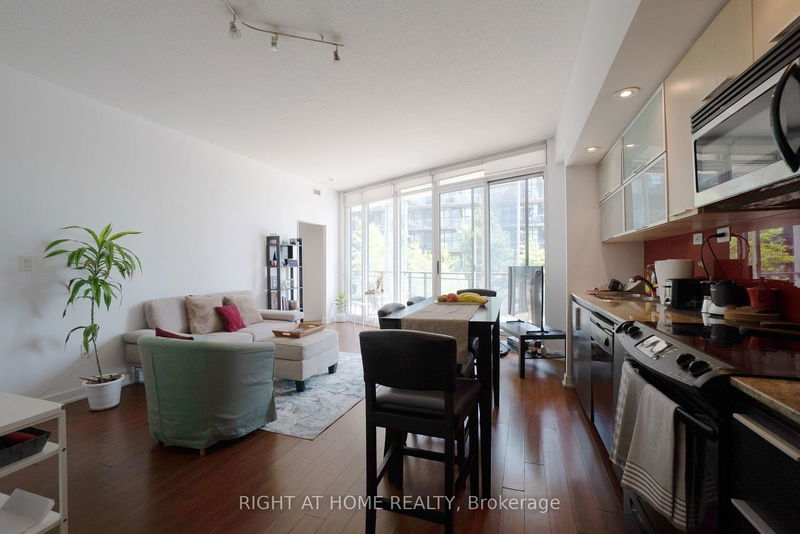 home for lease on 310-25 Capreol Court