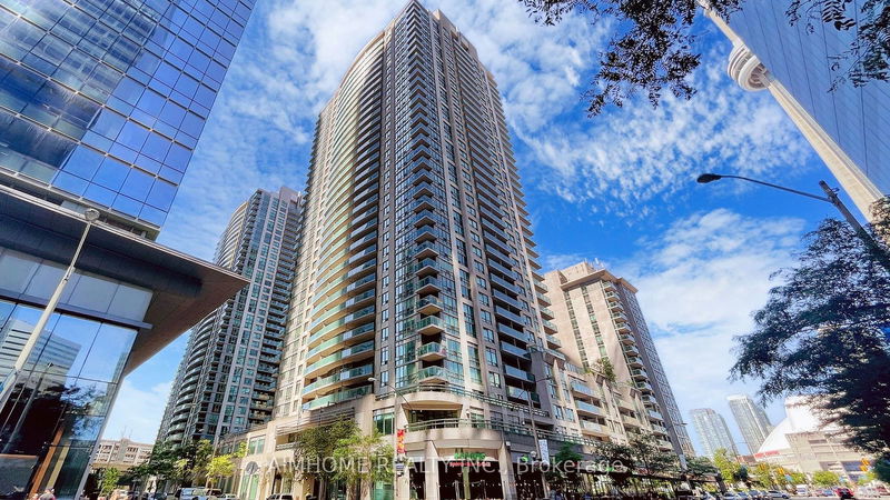 home for lease on 2708-30 Grand Trunk Crescent