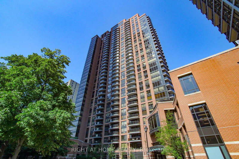 33 Sheppard Ave E #1503, Toronto, Ontario (MLS C9235846)