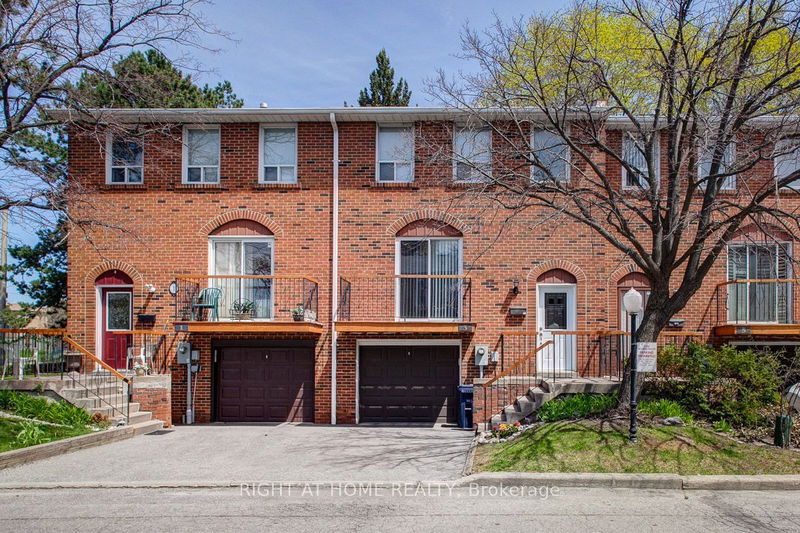 3 Black Hawk Way  Toronto, M2R 3L5 | Image 1