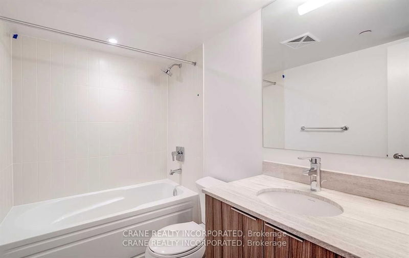 home for lease on 2111-955 Bay Street