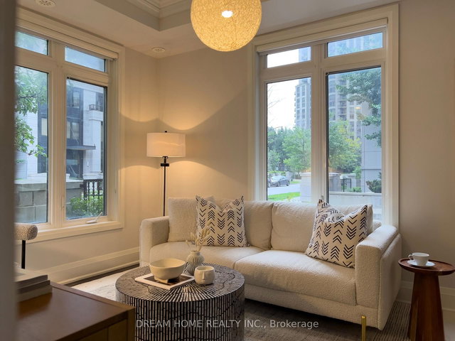 Th 49 - 115 Harrison Garden Boulevard