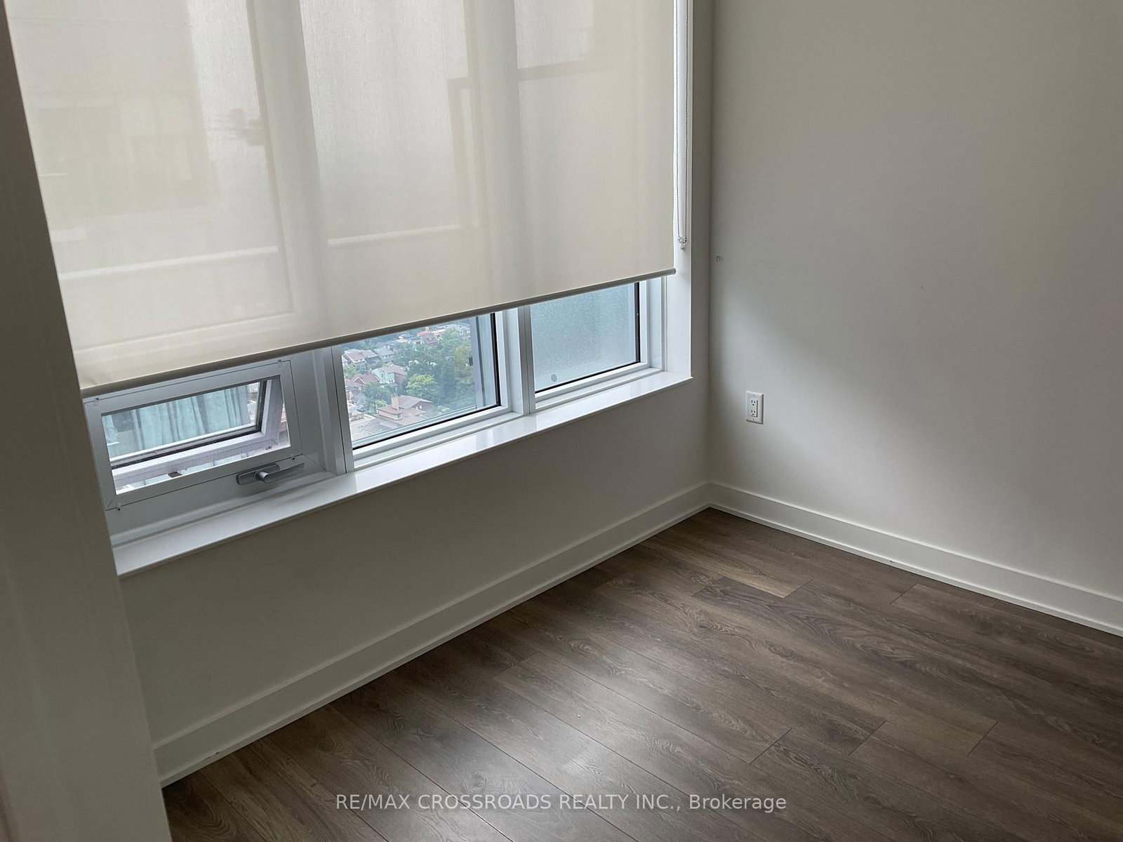 195 Redpath Avenue, Unit PH02 - Photo 12