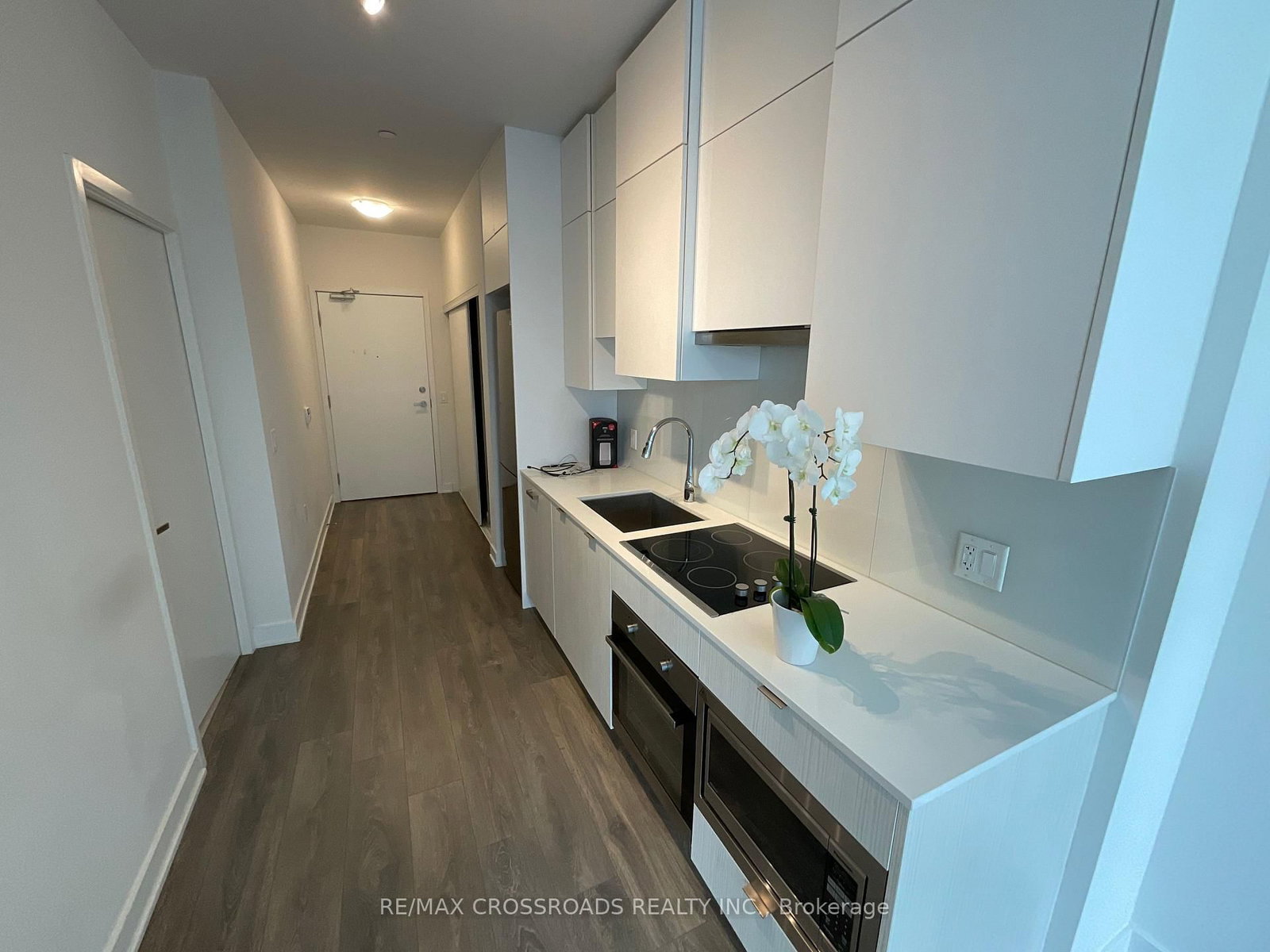 195 Redpath Avenue, Unit PH02 - Photo 13